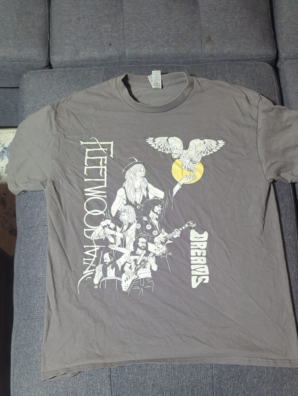 Gildan Gray Fleetwood Mac 'Dreams' Graphic Tee with White & Yellow Art